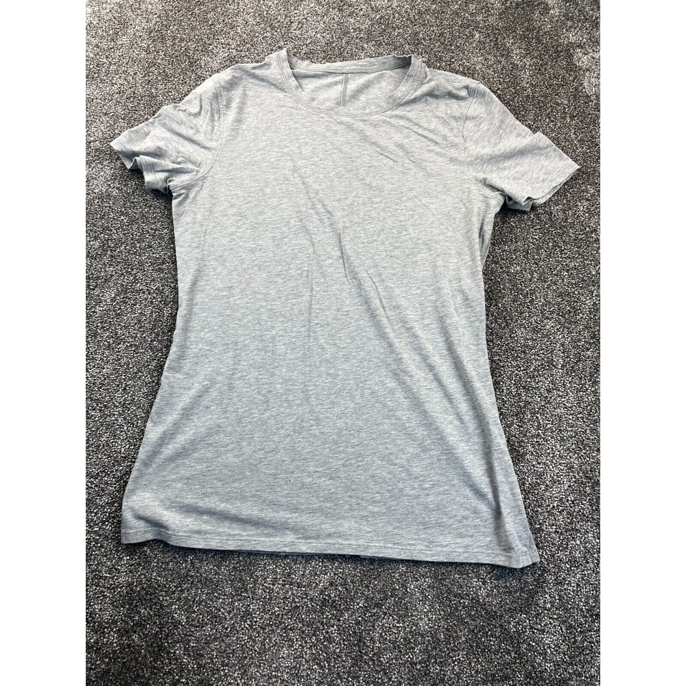 Lululemon Womens Size M? SEE MEASUREMENTS Gray Short Sleeve Athletic Tshirt